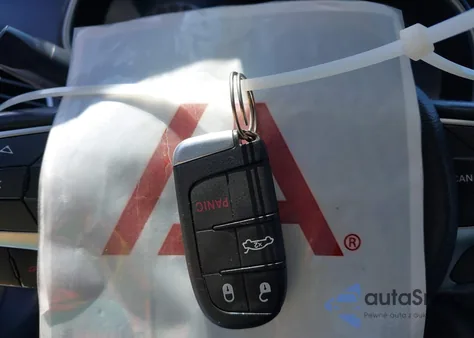 2015 Chrysler 200 Limited z USA, uszkodzony, nr VIN 1C3CCCAB6FN690357